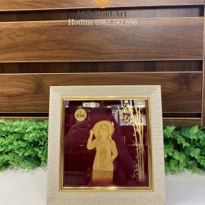 Tranh chân dung dát vàng( 20x20cm)- thiết kế theo yêu cầu