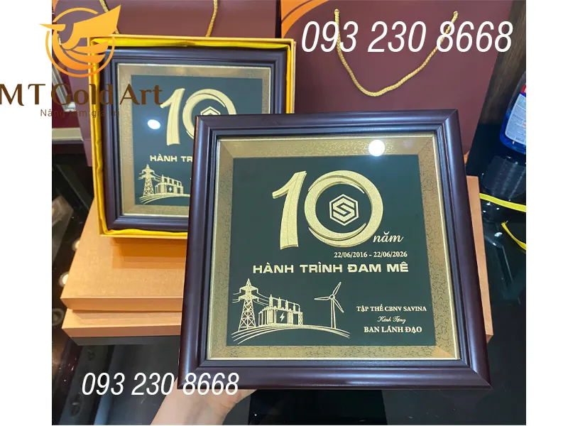 Quà tặng lãnh đạo công ty dịp kỷ niệm 10 năm thành lập