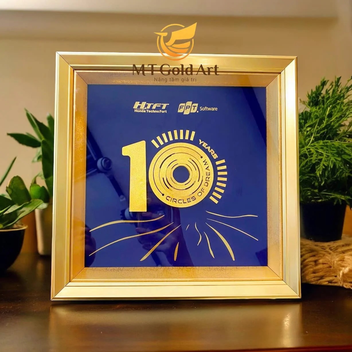 quà tặng cong ty dối tác kỷ niệm 10 năm thành lập