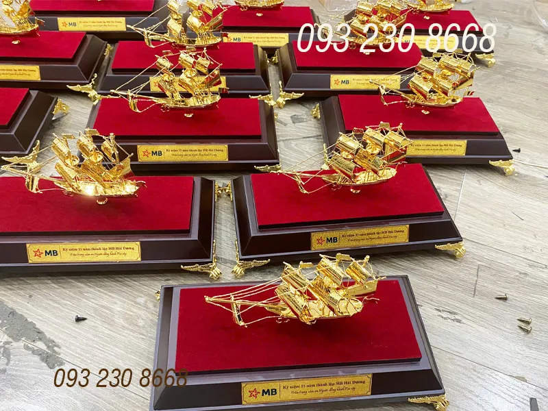 Quà tri ân nhân viên dịp kỷ niệm 15 năm thành lập MB Hải Dương